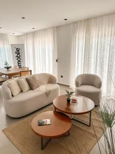 Moderna y elegante casa duplex en Cambyretá - 恩卡纳西翁