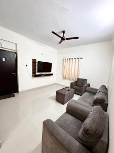 302 Mee homes Madhapur