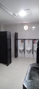 4 Beach Hostel acomodaçao para10 pessoas