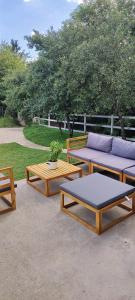 Luxury Vineyard Retreat with Private Jacuzzi