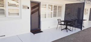 Relaxing Retreat Near Penguin Island - Hosted by Canstay