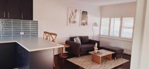 Tranquil Escape by Rockingham Jetty - Hosted by Canstay