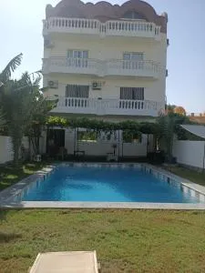 Set ma'at - Al Aqālitah