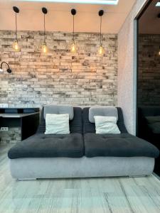 ApartPoltava УНІКАЛЬНІ апартаменти у ЦЕНТРІ з видом на театр Гоголя SOUL TOUCH