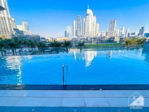 Grande Luxury 1B With Balcony & City Views