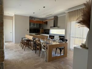 Alkimos Beach Luxury Home