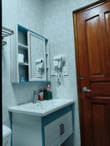 Goldland Caelestis Guest House