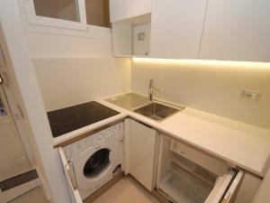 Studio moderne climatisé, balcon et vue mer - FR-1-196-214