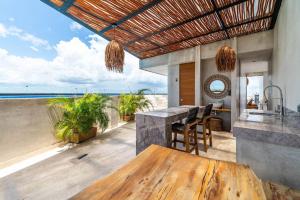 2 BR with Direct Walk-out to Pool, Sauna, and Gym