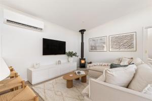 Cabin 21 - Luxury Wellness Escape - Town Central