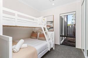 Spacious and modern Dianella
