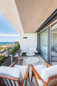 Punto Nima, Spectacular Pool with Ocean View