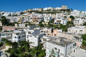 Manzoni17, moderno appartamento a 100 mt dal mare - Marea Stays Collection