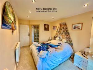 WILLOW RIDGE - a large country house with 3 rental rooms