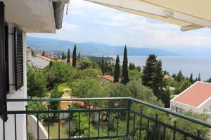 BLAZ 3 - Apartment 5 pax, terrace with sea view, 150 m from the beach