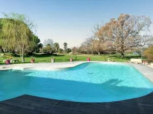 Maison confortable avec piscine près de La Ville-Dieu - Albefeuille-Lagarde