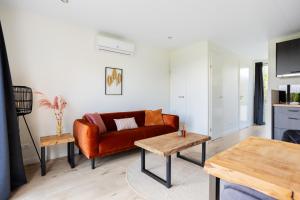 Tiny House met vlonder | 2 personen - Vakantiepark De Kremmer