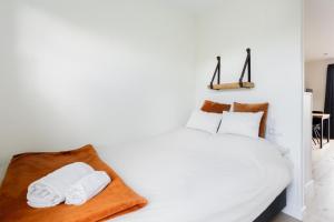 Tiny House met vlonder | 2 personen - Vakantiepark De Kremmer