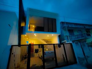 NIVAS HILL VIEW APARTMENTS