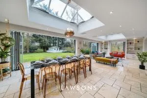 Executive Living by Lawsons- moments from Legoland - 温莎