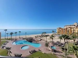 Right on the Beach! Ocean Front 2 Story Penthouse - Playa Encanto