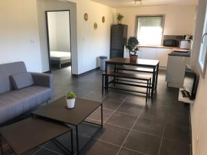 Appartements Belle Appartement avec jardin clos a 10 minutes de la plage : photos des chambres