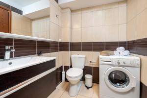 Coastal Bliss - 3 Min to BEACH - Gaia 1