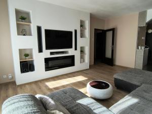 Apartment I&M - self check in - free parking -