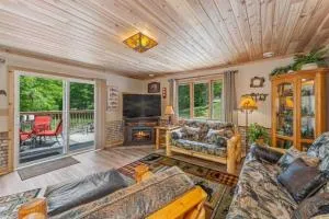 TB12 Thunder Bay Resort Cabin 12 - Watersmeet