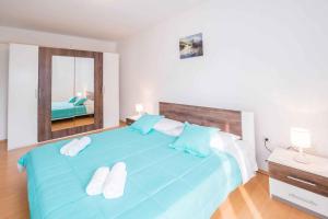 Apartment near Bijeca Sand Beach in Medolino