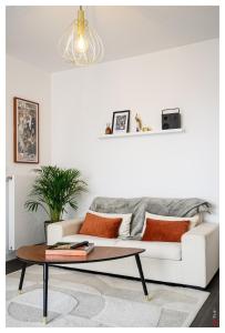 Appartements Entre Paris et le Chateau de Versailles - Parking : photos des chambres