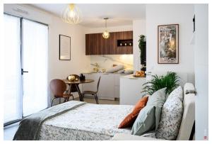 Appartements Entre Paris et le Chateau de Versailles - Parking : photos des chambres