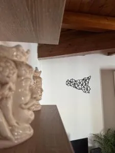 Moro House - سيفراكافالو