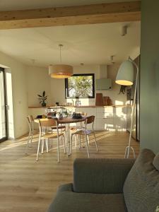 Appartements La Fruitiere de Verel, logements modulables neufs, calmes, entre lac et montagne, max 11 personnes : photos des chambres