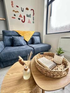 Studio mezzanine proche métro A