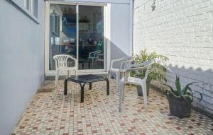 Maisons de vacances Awesome Home In Dunkerque With Wifi : photos des chambres