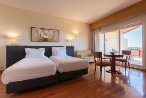 Two-Bedroom Apartment room in MS Aparthotel
