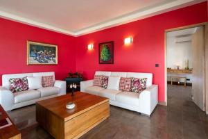 Villa with pool in Ramena, sea view