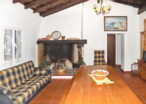Charming House in Pataias with Shared Pool