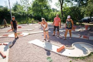 Campings Camping Paradis Les Chanterelles : photos des chambres