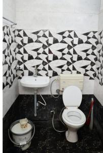 Vidya home stay- 500 mt from Mahakal lok and railway station