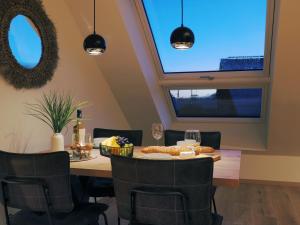 "Dat Nordische Huus" - Hyggelige Ferienwohnung, Balkon, Glasfaser-Internet, Wallbox