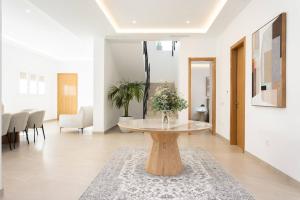 Sunnyland luxury villa santacruz