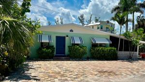 Turtle Nest Beach Studio - Quick Walk to Beach