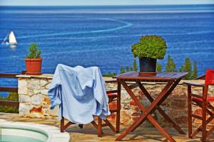 Porto Skopelos Villas