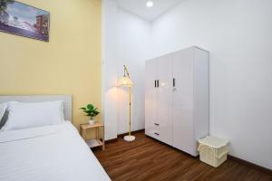 80m2 apt, Bui Vien St, Central District 1, HCMC Saigon