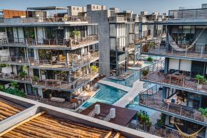 Classy 1BR on Private Cenote Big Gym Roof Pool