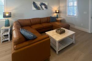 Barefoot Cottages #B24