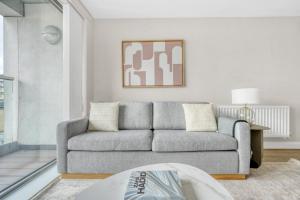 Blueground Westminster balcony nr Pimlico LON-140