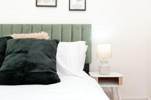 The Central Stay - 5 minute walk to Cardiff Centre, up to 6 people